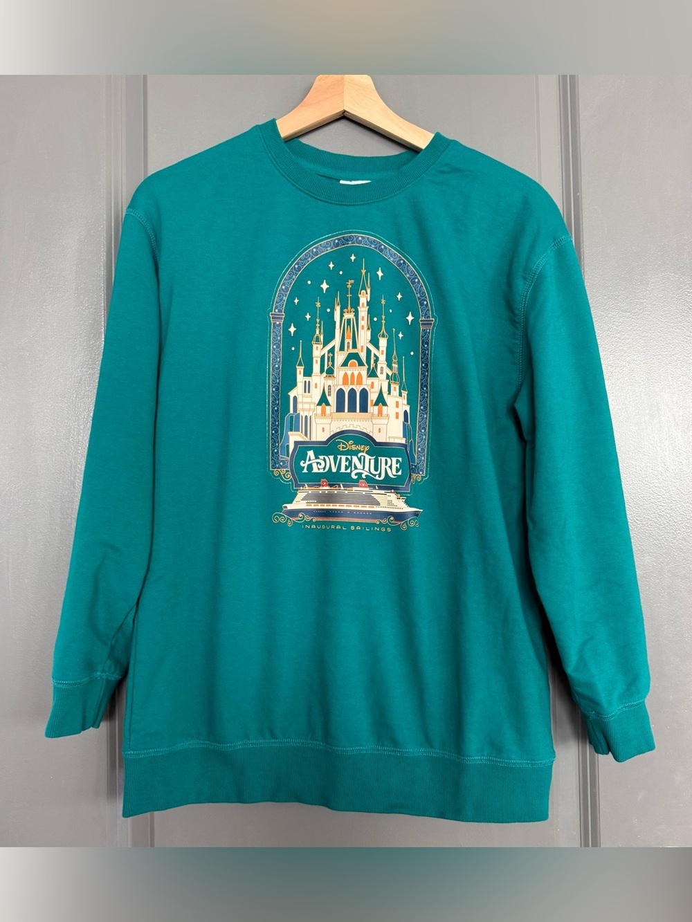 Disney Cruise Line Adventure Inaugural Sailing Crewneck Sweatshirt Size Small